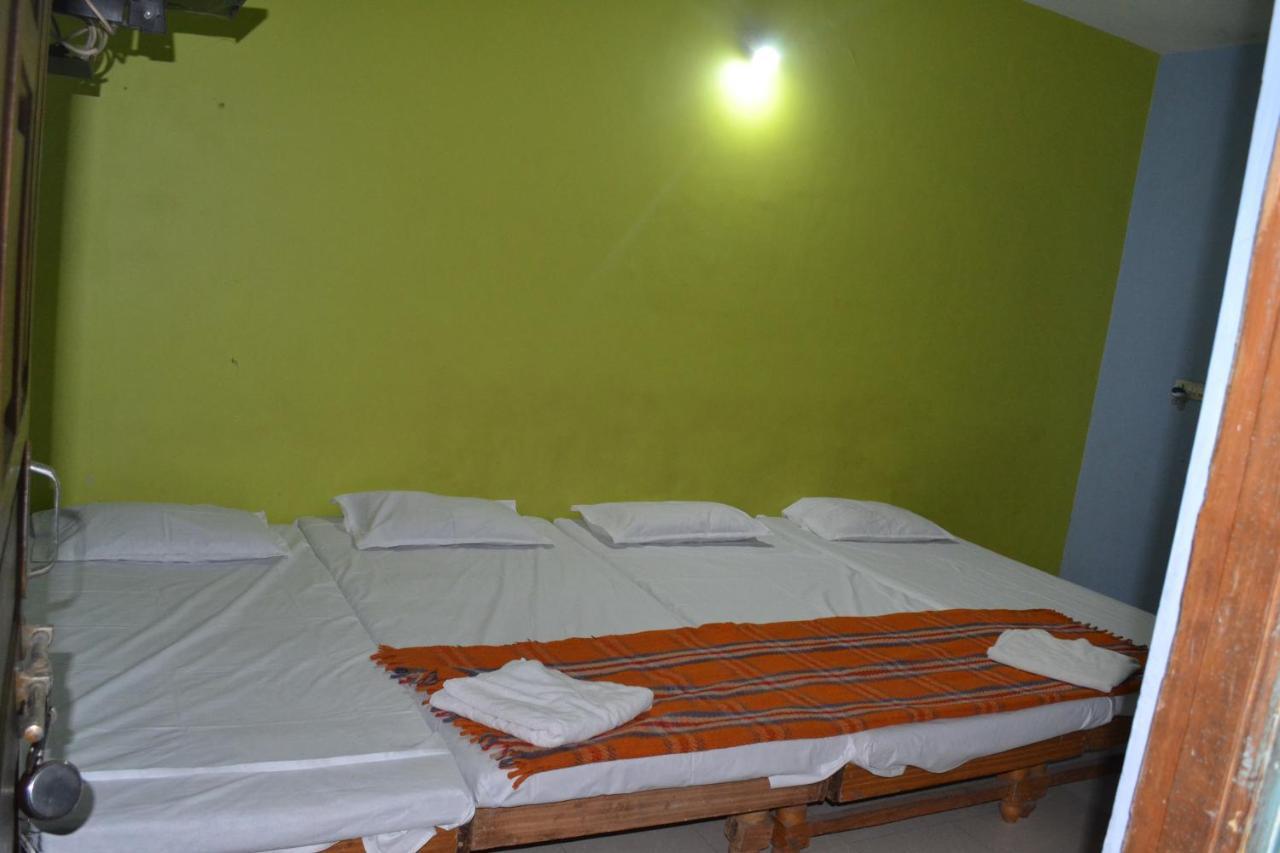Hotel Maurya Аурангабад Экстерьер фото