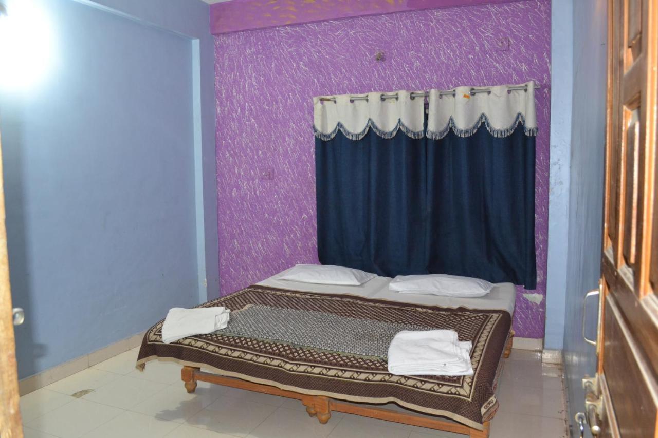 Hotel Maurya Аурангабад Экстерьер фото
