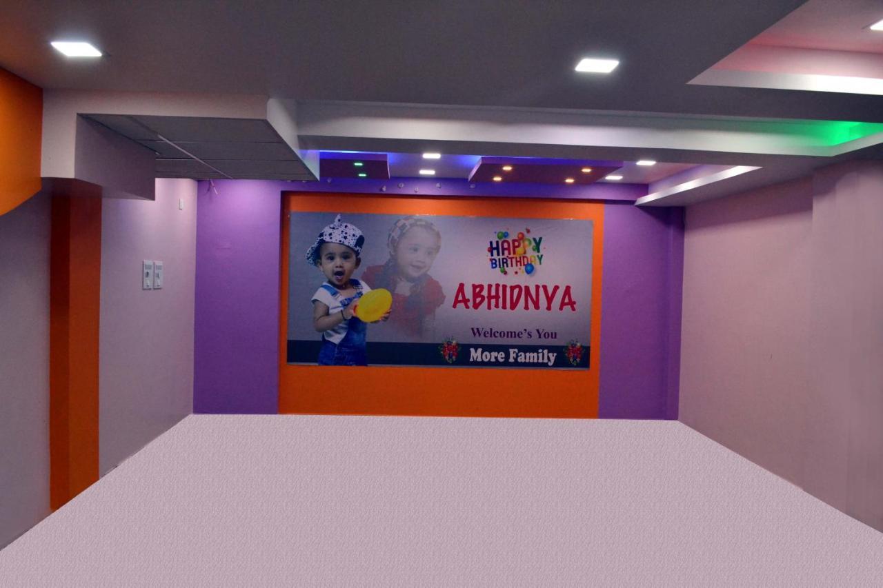 Hotel Maurya Аурангабад Экстерьер фото